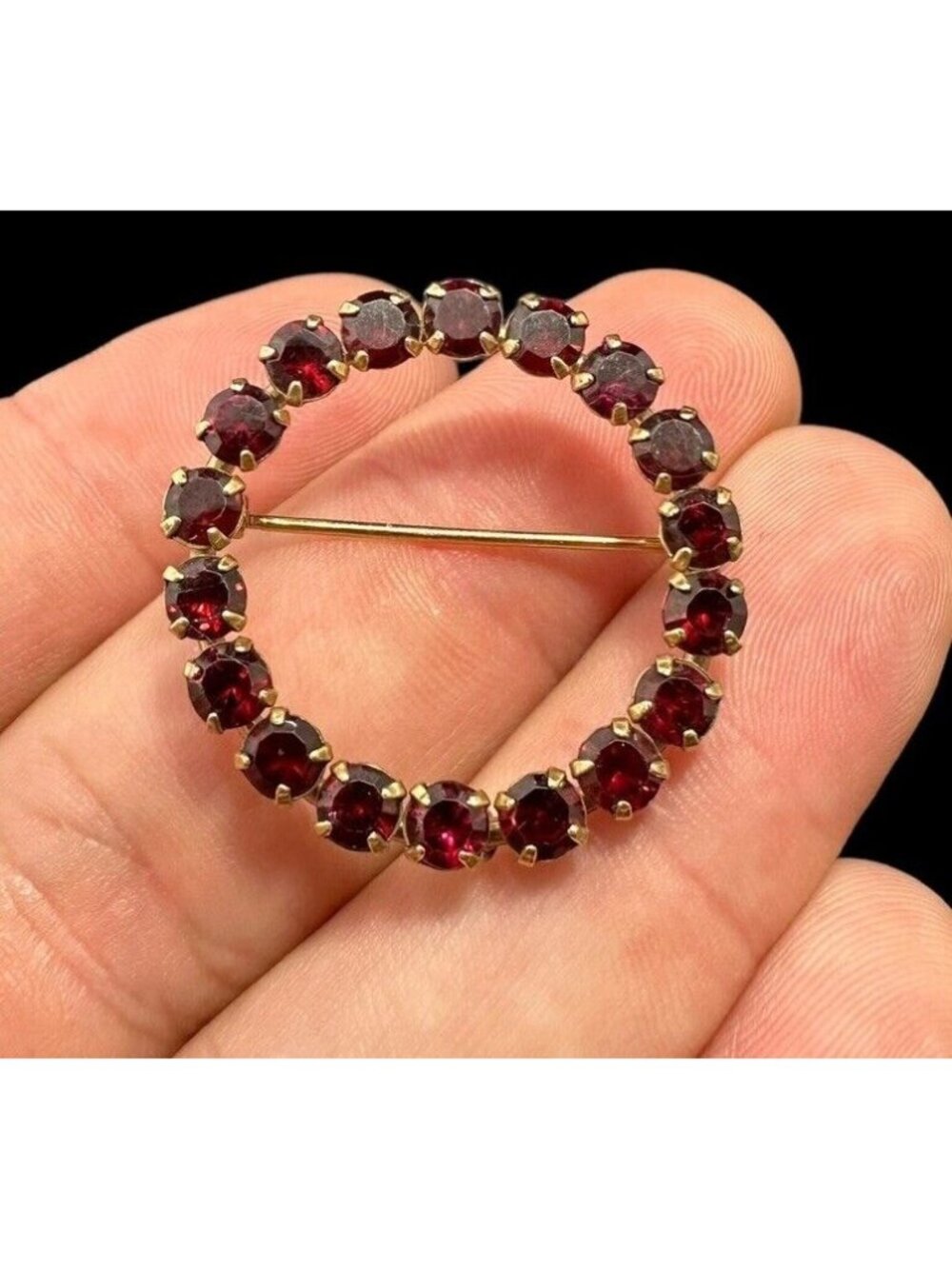 Vintage Winard 12k Gold Filled Red Garnet Round Wreath Brooch Pin